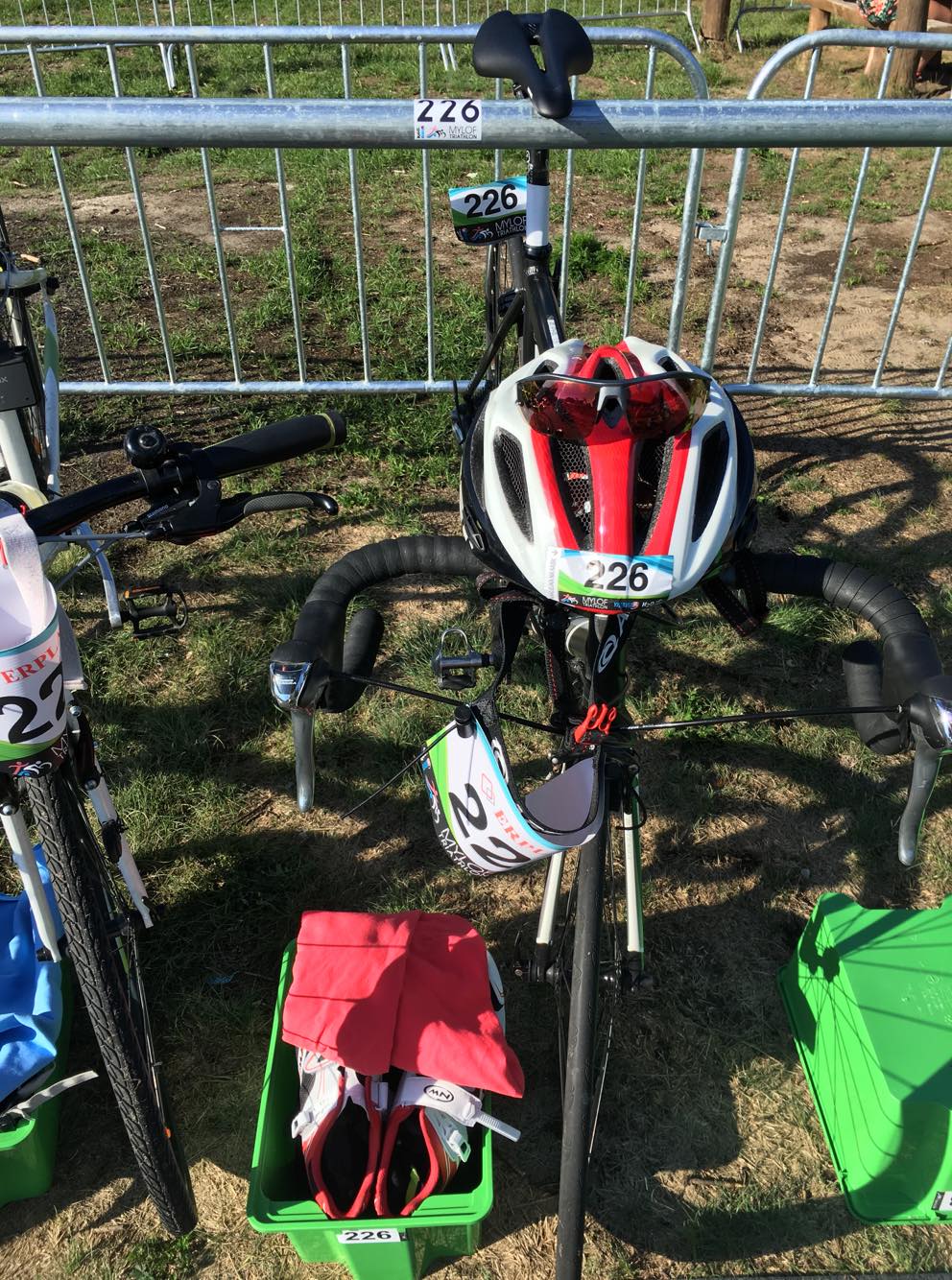 37944285_2241939502694271_1990699238408847360_n