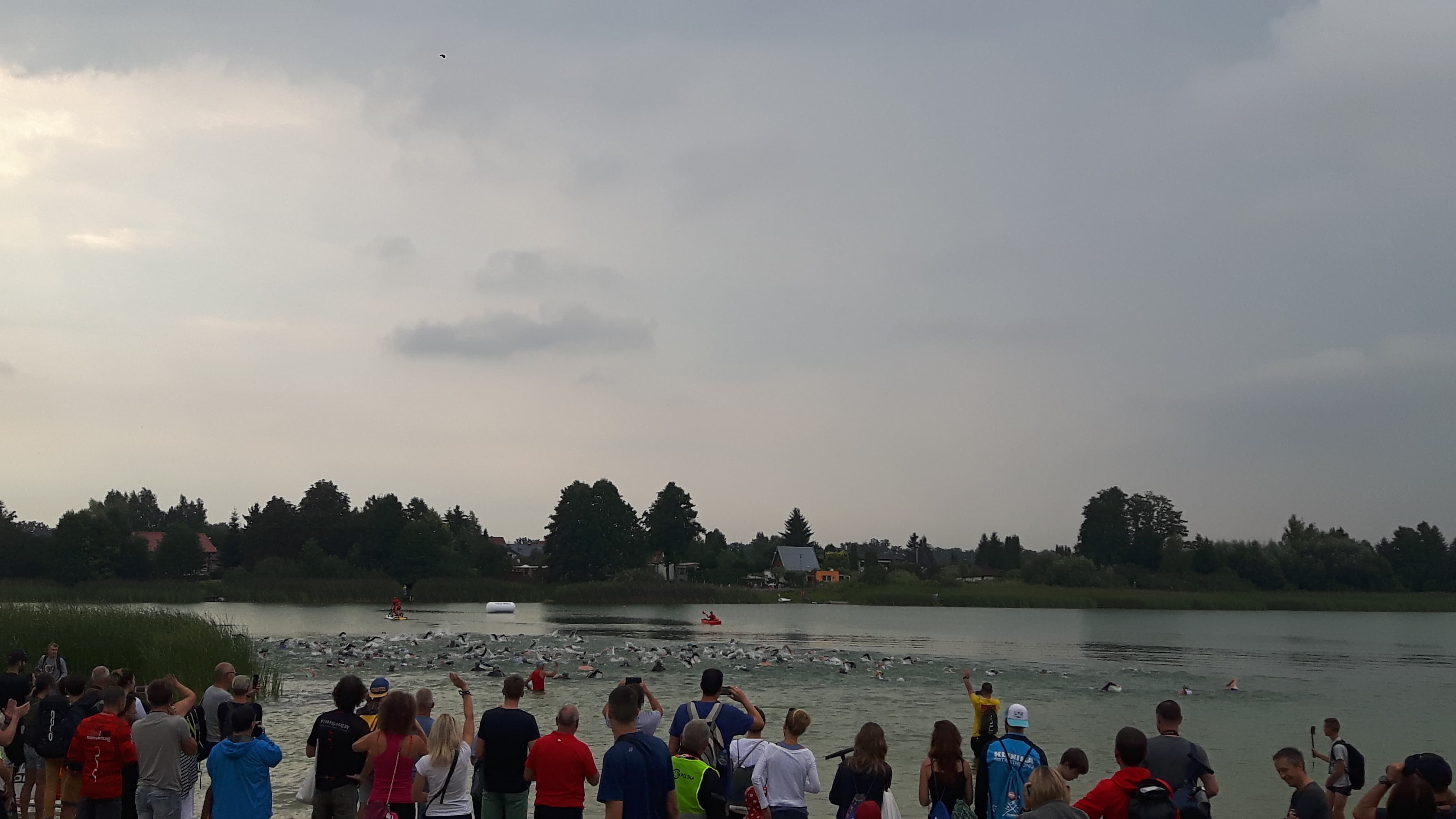 39605960_272898466653793_605325492333051904_n